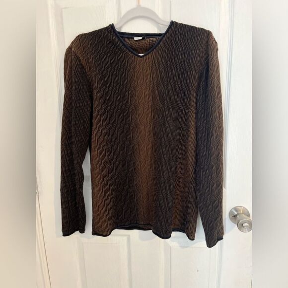Armani Textured Brown with black top size XL - Picture 1 of 5